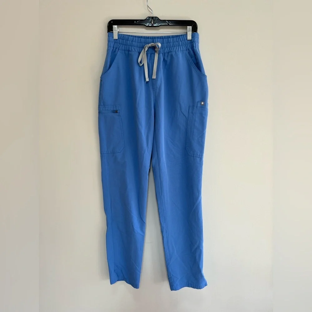 FIGS Yola Skinny Straight Leg Scrub Pants in Ceil Blue (PO #2010), size M/T